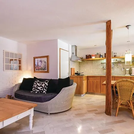 Two-Bedroom Apartment In Janjina Janjina