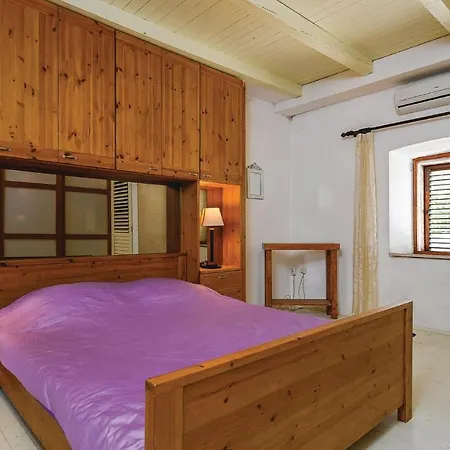 Two-Bedroom Apartment In Janjina 아파트 Janjina